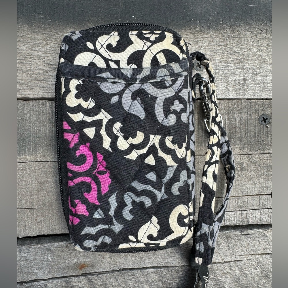 Vera Bradley Wristlet in Canteberry Magenta